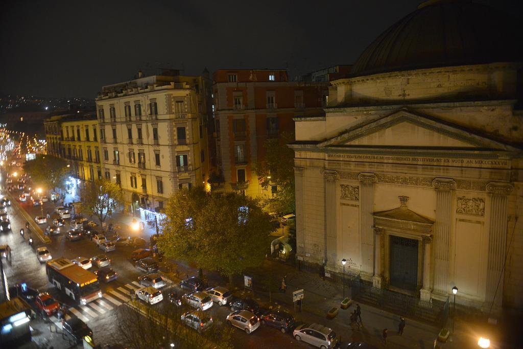 B&B Cuore Di Napoli Ngoại thất bức ảnh
