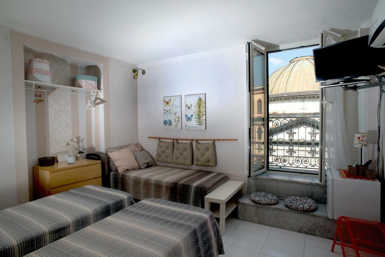 B&B Cuore Di Napoli Ngoại thất bức ảnh